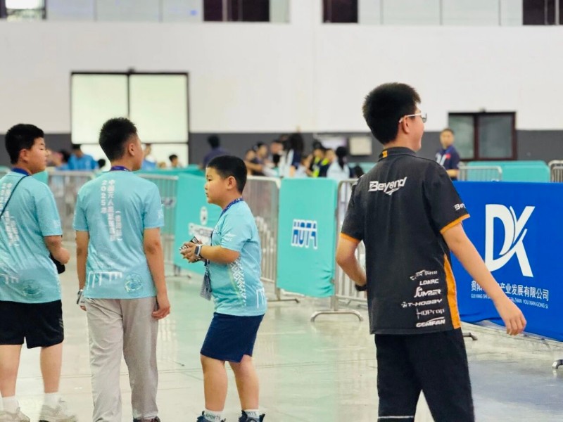 中國無人機(jī)足球聯(lián)賽貴陽精彩瞬間