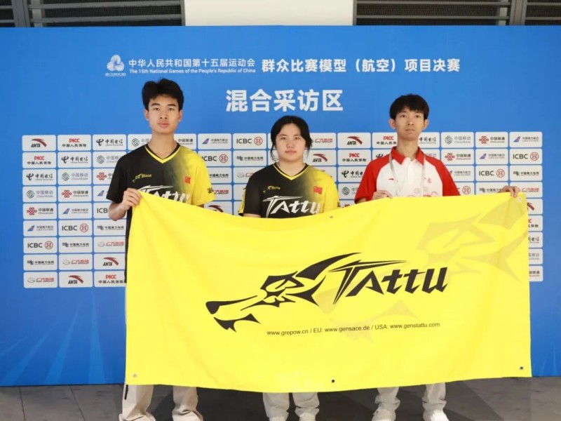 孔海森、何雨瞳、李皓哲